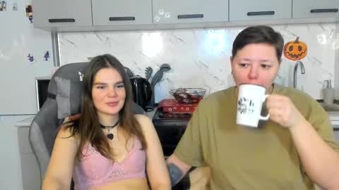 Snapshot of milly_brown_ chatting on February 15, 2025, 10:42 pm Welcome My name is Tina online show from February 15, 2025, 10:42 pm