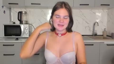 Snapshot of milly_brown_ chatting on September 28, 2025, 8:03 pm Welcome My name is Tina online show from September 28, 2025, 8:03 pm