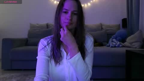 milly_browski online show from October 14, 2025, 3:35 pm