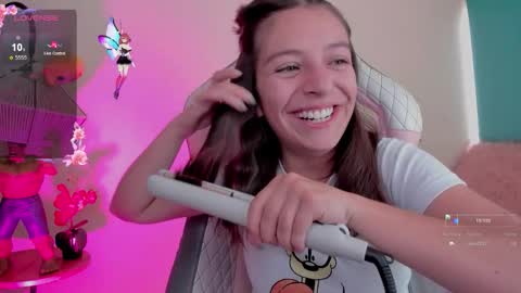 MILLY online show from December 4, 2025, 6:38 pm