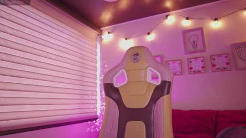 MILLY online show from January 9, 2026, 5:04 pm