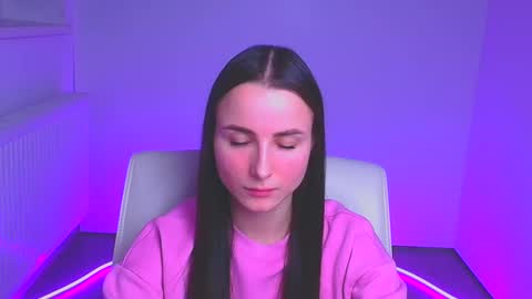 Milly online show from December 16, 2024, 12:27 pm