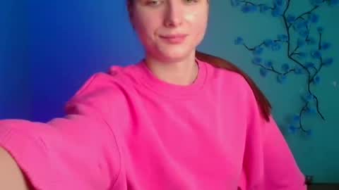 Milly online show from April 15, 2026, 6:42 am