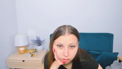 millycute online show from June 5, 2026, 3:40 pm