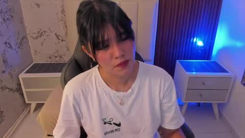 Snapshot of millyevans1 chatting on April 1, 2026, 2:56 am millyevans1 online show from April 1, 2026, 2:56 am