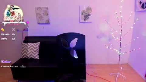 Snapshot of millysandler chatting on January 6, 2025, 6:41 pm Milly online show from January 6, 2025, 6:41 pm