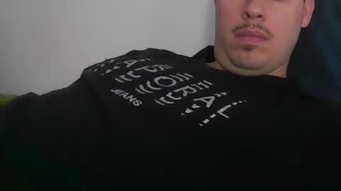 milowww1601 online show from December 16, 2024, 12:38 pm