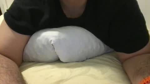 Snapshot of mils_8d chatting on February 25, 2025, 4:57 am Daddy online show from February 25, 2025, 4:57 am