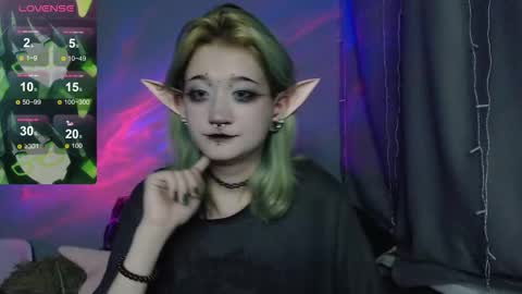 Snapshot of milten_trish chatting on February 4, 2026, 8:14 pm milten_trish online show from February 4, 2026, 8:14 pm