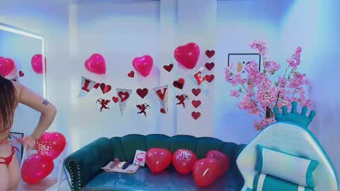 Milu ballmer  online show from February 14, 2025, 11:42 am