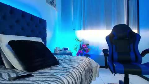  Milu Belucci  online show from February 19, 2026, 1:51 pm