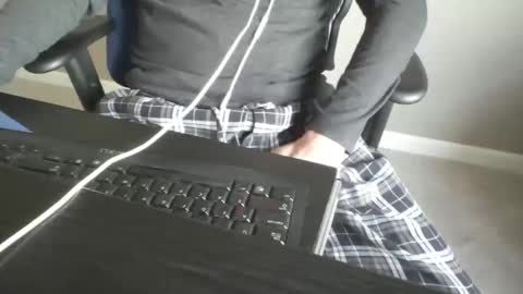 milwaukeebadger24 online show from November 19, 2025, 1:55 pm