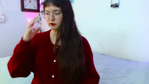 Snapshot of mily_baker chatting on May 25, 2026, 1:11 am mily_baker online show from May 25, 2026, 1:11 am