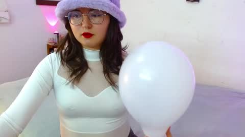 Snapshot of mily_baker chatting on June 3, 2026, 6:24 pm mily_baker online show from June 3, 2026, 6:24 pm