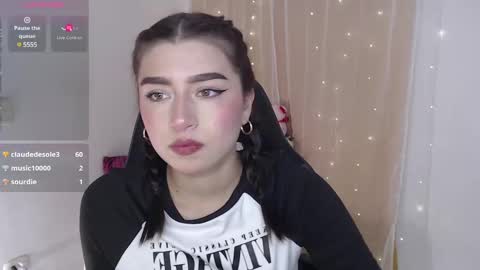 Mily online show from January 12, 2025, 11:15 pm