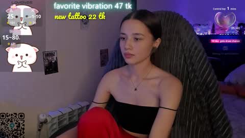 Snapshot of milyamess chatting on December 2, 2025, 5:30 pm Emily online show from December 2, 2025, 5:30 pm