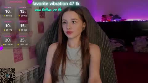 Snapshot of milyamess chatting on February 18, 2026, 5:20 pm Emily online show from February 18, 2026, 5:20 pm