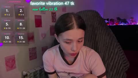 Snapshot of milyamess chatting on March 13, 2026, 7:09 pm Emily online show from March 13, 2026, 7:09 pm