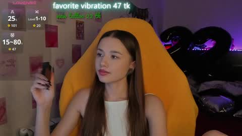 Snapshot of milyamess chatting on April 30, 2026, 8:57 pm Emily online show from April 30, 2026, 8:57 pm