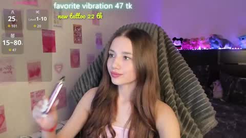 Snapshot of milyamess chatting on May 31, 2026, 6:42 pm Emily online show from May 31, 2026, 6:42 pm