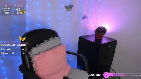 Mily  online show from March 6, 2025, 11:47 am