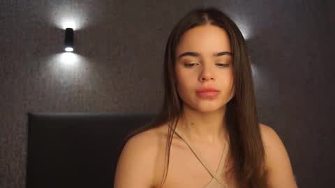 Snapshot of milyyclaars chatting on February 26, 2026, 1:54 pm Linda online show from February 26, 2026, 1:54 pm