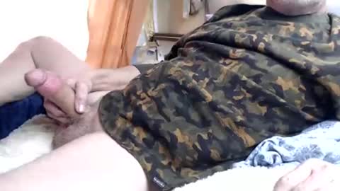 mimes32 online show from February 7, 2025, 5:51 pm