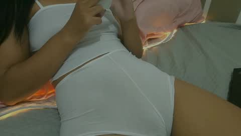 mimi2344 online show from April 18, 2026, 7:07 pm