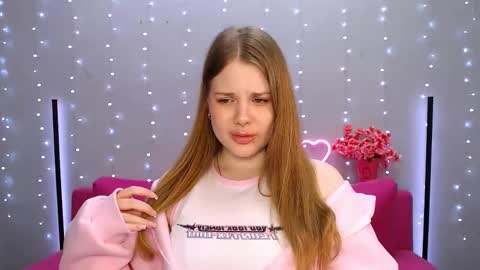 Kelly online show from March 3, 2025, 5:09 am