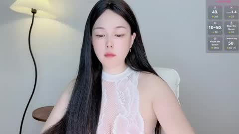 mimmouo online show from April 4, 2026, 4:04 pm