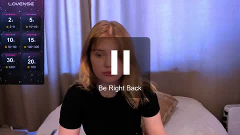 hi Im Mina  online show from February 28, 2025, 8:09 am