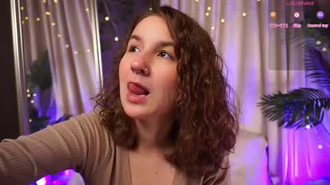 Snapshot of mind__game chatting on October 8, 2025, 5:49 am Frances Next streams Thu Fri Sat 8am - 4pm GMT3 online show from October 8, 2025, 5:49 am