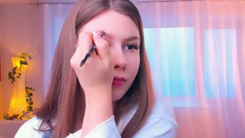 Mindi online show from October 18, 2025, 7:31 am