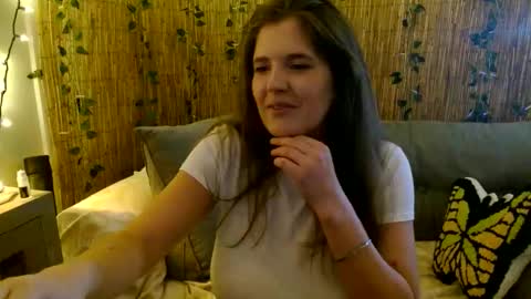 Mindy online show from November 12, 2025, 3:12 pm