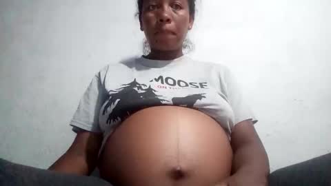 Snapshot of minie4tina chatting on February 27, 2026, 8:47 am Minie4Tina online show from February 27, 2026, 8:47 am