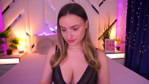 Snapshot of minifox_ chatting on February 28, 2026, 8:48 am minifox_ online show from February 28, 2026, 8:48 am