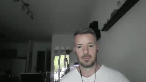 minka28 online show from April 11, 2026, 5:39 pm