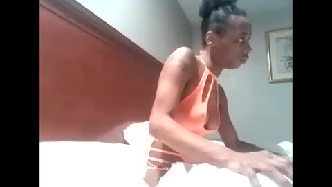 minniehunney online show from January 24, 2025, 10:11 am