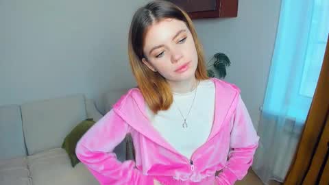 Snapshot of mintykisss chatting on November 28, 2025, 7:11 am Linda online show from November 28, 2025, 7:11 am