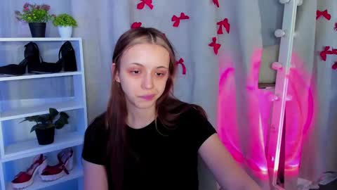 Snapshot of mipsymipson chatting on March 5, 2025, 10:22 am NEXT STREAM NOVEMBER 27282930 online show from March 5, 2025, 10:22 am