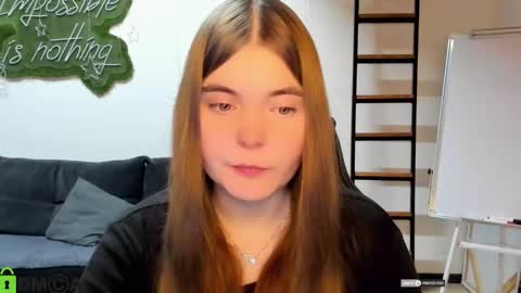 miraa_bloom online show from February 8, 2026, 2:20 pm