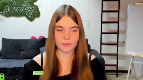 miraa_bloom online show from February 16, 2026, 2:24 pm