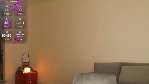 Meera online show from March 15, 2026, 7:53 pm