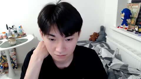              online show from October 12, 2025, 4:00 am