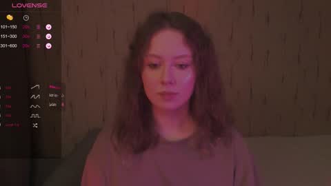 Kira online show from September 23, 2025, 11:52 pm