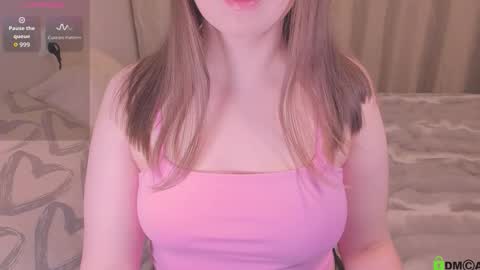 Kira online show from February 22, 2026, 7:45 pm