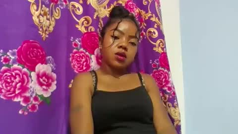 miranah591732 online show from March 3, 2026, 7:36 am