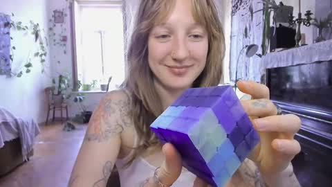 Snapshot of miranda2_0 chatting on February 4, 2026, 10:54 am miranda2_0 online show from February 4, 2026, 10:54 am