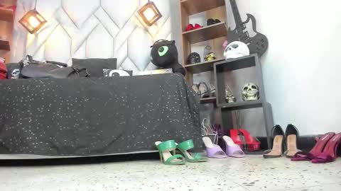 Miranda online show from December 20, 2025, 12:45 pm