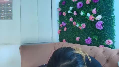 Miranda online show from November 6, 2025, 12:28 pm